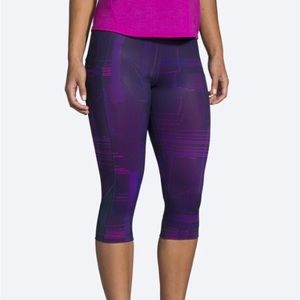 Brooks  Method 1/2 crop tight NWT